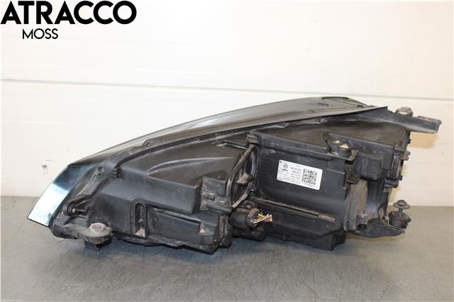 Frontlykt høyre halogen til VW Golf VII 2012-2017 (Fase 1)  (5GE941774|)
