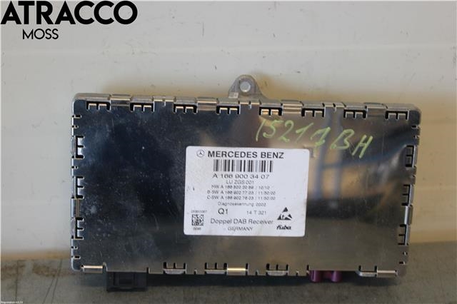 Bilstereo forsterker til Mercedes A-Klasse, 2012-2018 (W176) (W176) (A1669007616)