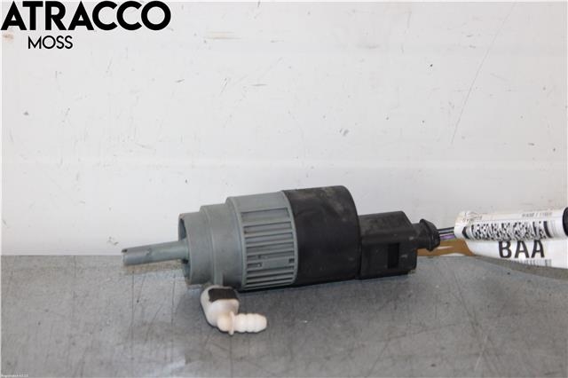 Spylerpumpe foran til Ford Focus 2011-2014 (Type III, Fase 1)  (1673739|)