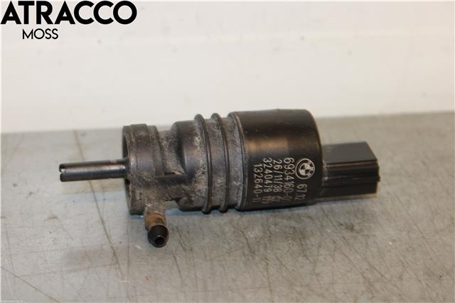 Spylerpumpe foran til BMW 5-Serie, 2010-2017 (F10/F11) (F10/F11) (67126934160)