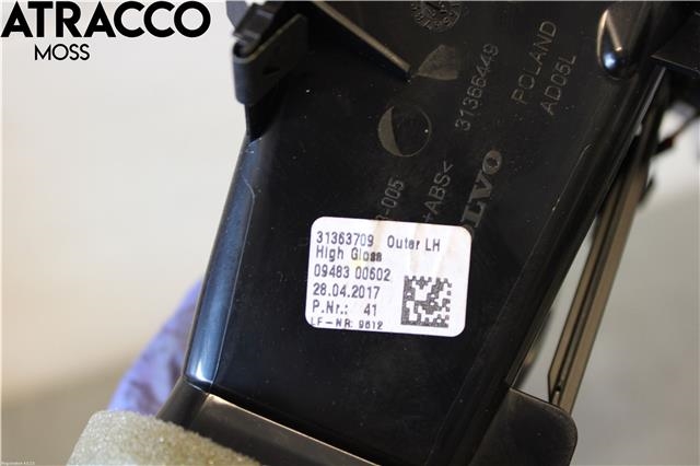 Diverse deler til Volvo XC90 2015-2025 (Type II)  (32219347|)