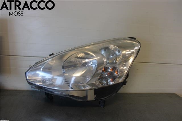 Frontlykt venstre halogen til Peugeot Boxer, 2007-2013 (Type III, Fase 1)  (9677202480)