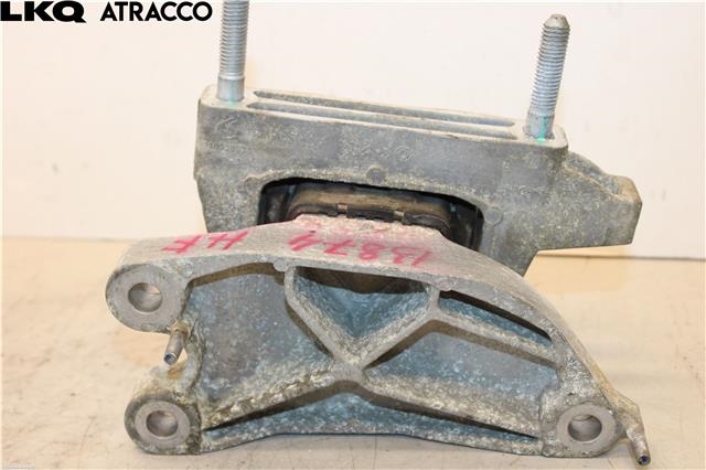 Motorfeste til Opel Corsa F, 2019-->> (10938538)