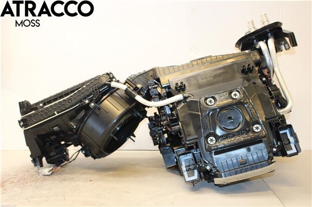 Varmeapparat til BMW i4 2021-->> (G26) (G26) (64119382874|)