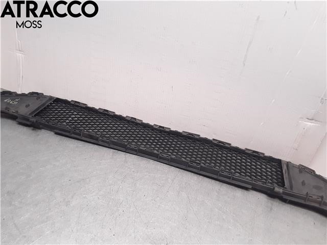 Grill midt til Mercedes B-Klasse 2011-2018 (W246) (W246) (A2428850322|)