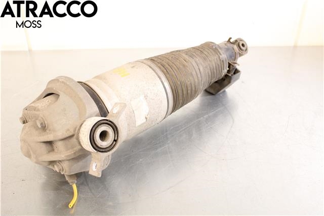 Fjærbein høyre bak til Audi Q7 2006-2010 (Type I, Fase 1)  (7L8616020G|)