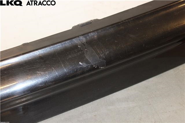 Støtfanger bak midtre del til BMW 7-Serie 2009-2015 (F01/F02/F03/F04) (F01/F02/F03/F04) (51127188065|)