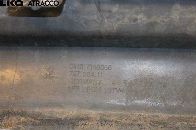 Støtfanger bak midtre del til BMW 7-Serie 2009-2015 (F01/F02/F03/F04) (F01/F02/F03/F04) (51127188065|)