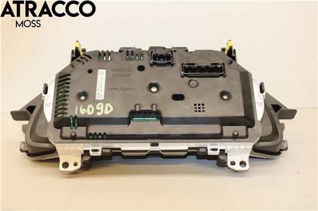Instrumentpanel til Toyota Auris 2013-2015 (Type II, Fase 1)  (838000ZU81|)