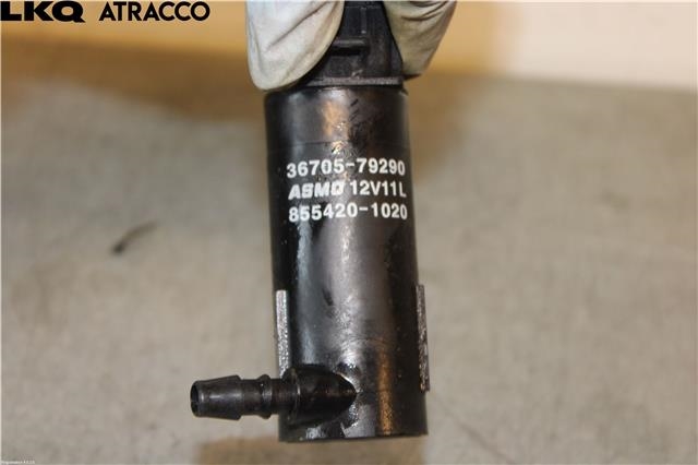 Spylerpumpe foran til Toyota Prius 2009-2016 (Type III) (COMBI) (COMBI) (3670579290|)