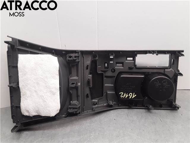 Dashbord koppholder til Toyota Prius +7 2012-2020 (Type III) (stasjonsvogn) (stasjonsvogn) (5880447050|)