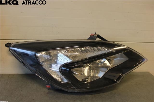 Frontlykt høyre halogen til Opel Meriva B, 2010-2017  (1439214394)
