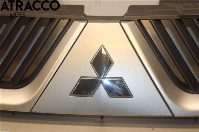 Grill til Mitsubishi Outlander 2007-2010 (Type II, Fase 1)  (7450A037HA|)