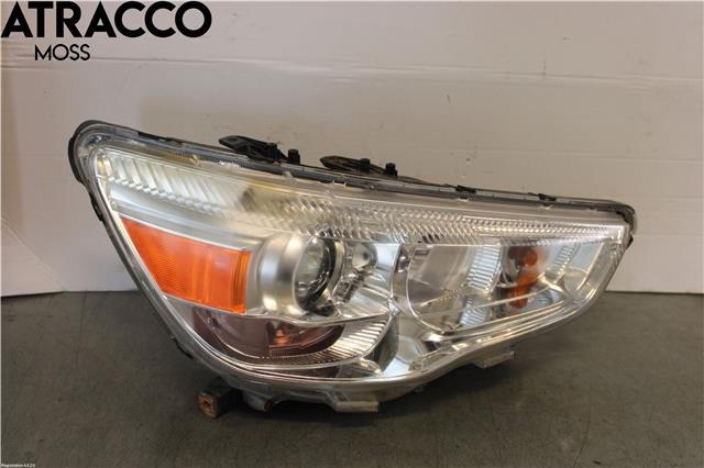 Frontlykt høyre halogen til Mitsubishi ASX, 2010-2019  (8301C218)