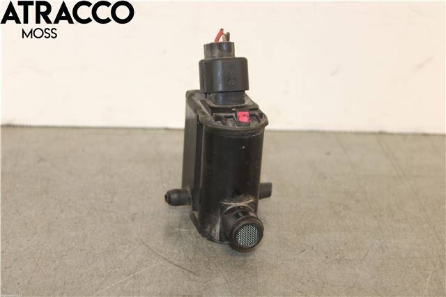 Spylerpumpe foran til Kia Rio, 2011-2017 Type III  (985101W000)