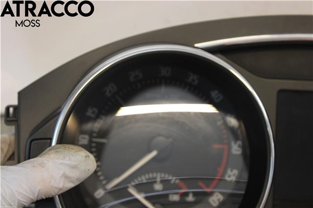 Instrumentpanel til Škoda Superb 2008-2015 (Type II)  (3T1920841H|)