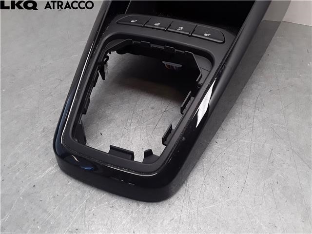 Innredning, Konsoll til Kia Stonic 2017-->>  (84650H8050FHV|)
