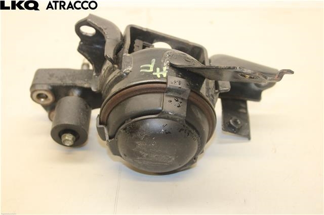 Motorfeste til Toyota Yaris, 2014-2020 (Type III, Fase 2)  (123050M100)