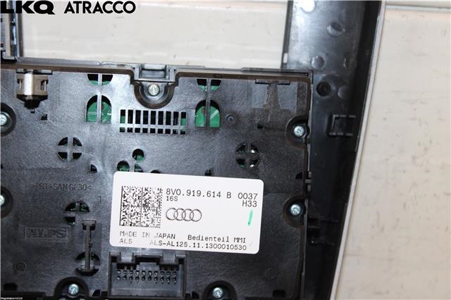 Diverse deler til Audi A3 2009-2012 (Type II, Fase 2)  (8V0919614L|)