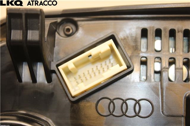 Instrumentpanel til Audi e-tron 2018-->>  (4KE920795E|)