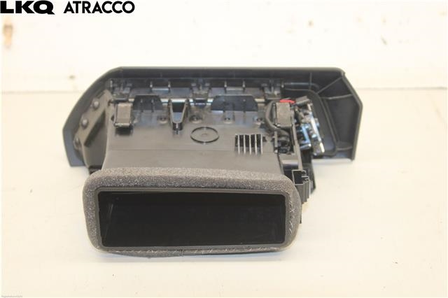 Dashbord friskluftdyse til Audi e-tron 2018-->>  (4KL820902E|)