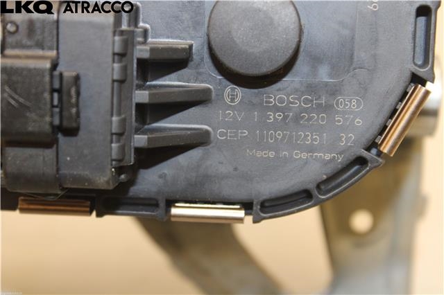 Viskermotor frontrute til Peugeot 5008 2010-2017 (Type I)  (6405PZ|)