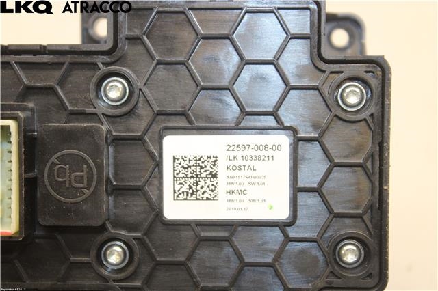 Bryter diverse til Hyundai Kona 2017-2021 (Type I, Fase 1)  (467F0K4100|)