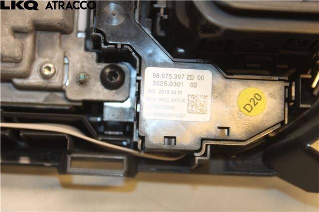 Multimedia display (MCU - Media Controller Unit) til Toyota Proace 2016-->> (Type II) (SU001A8110|)