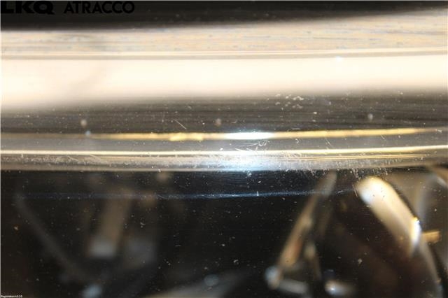 Frontlykt venstre halogen til Peugeot 308 2013-2021 (Type II)  (9677832480|)