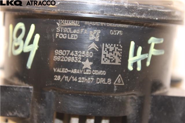 Tåkelykt høyre foran til Peugeot 308 2013-2021 (Type II) (9807432580|)