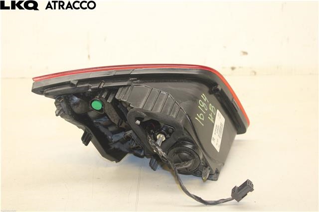 Baklykt høyre indre til Peugeot 308 2013-2021 (Type II)  (9677818280|)