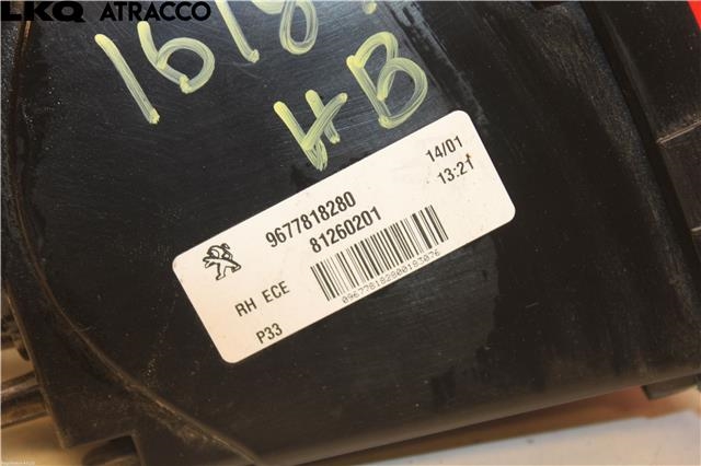 Baklykt høyre indre til Peugeot 308 2013-2021 (Type II)  (9677818280|)