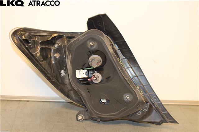 Baklykt høyre til Toyota Yaris 2012-2014 (Type III, Fase 1)  (815510D390|)