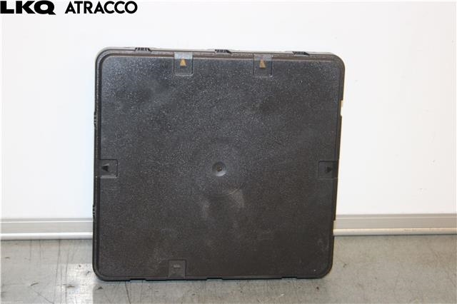 Styreenhet comfort (BCM) til Audi A4 2015-2019 (Type V, Fase 1) (B9) (B9) (8W1907064DH|)