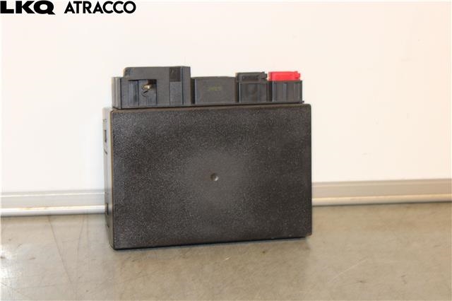 Styreenhet hengerfeste til Audi A4 2015-2019 (Type V, Fase 1) (B9) (B9) (4M0907383F|)