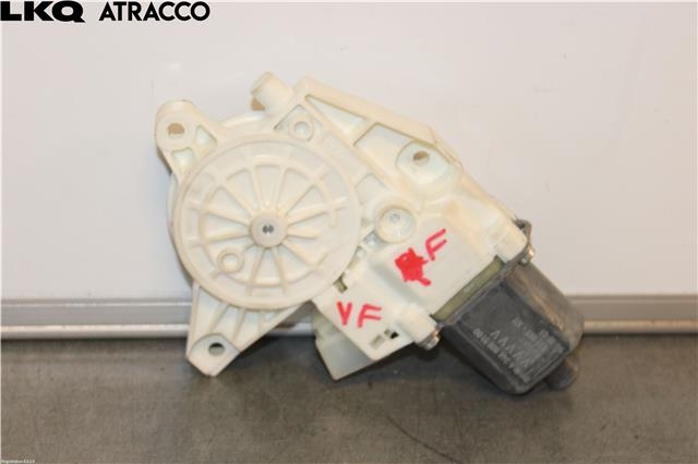 Ruteheis til Mercedes GLA 2014-2020 (X156) (X156) (A2469065100|)