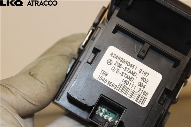 Bryter elektrisk håndbrekk/parkbrems til Mercedes GLA 2014-2020 (X156) (X156) (A2469050451|)