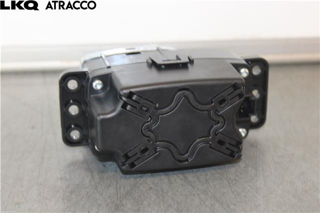 Diverse deler til Mercedes GLA 2014-2020 (X156) (X156) (A2469009815|)
