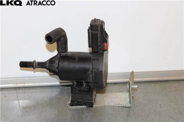 Diverse deler til Mercedes GLA 2014-2020 (X156) (X156) (A0014760532|)
