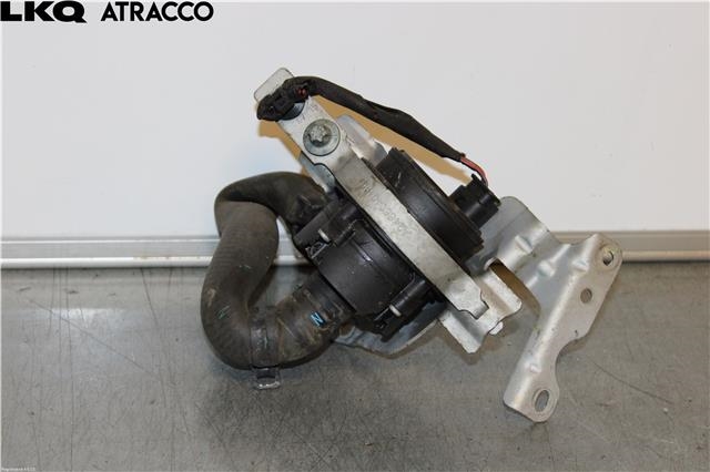 Vannpumpe til Mercedes GLA, 2014-2020 (X156) (X156) (A0005000636)
