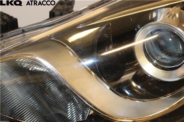 Frontlykt venstre halogen til Hyundai i40 2012-2017  (92101A6100|)