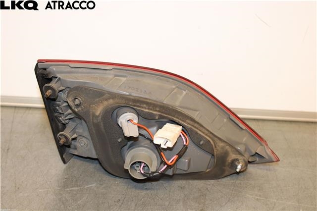 Baklykt høyre indre til Hyundai i40 2012-2017  (92404A6200|)