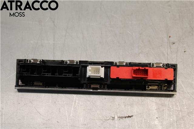 Diverse deler til Audi A3 2009-2012 (Type II, Fase 2)  (8P0927137AH|)