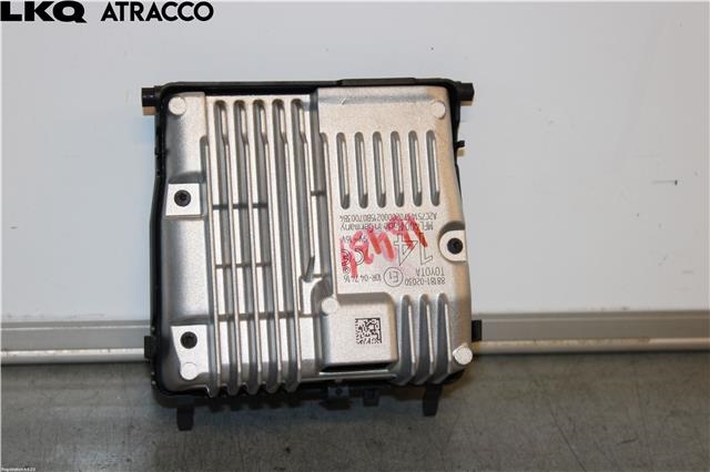 Sensor radar til Toyota Auris 2013-2015 (Type II, Fase 1)  (8818102030|)