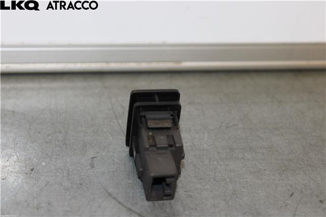 Frontlykter til Toyota Auris 2013-2015 (Type II, Fase 1)  (8415202080|)