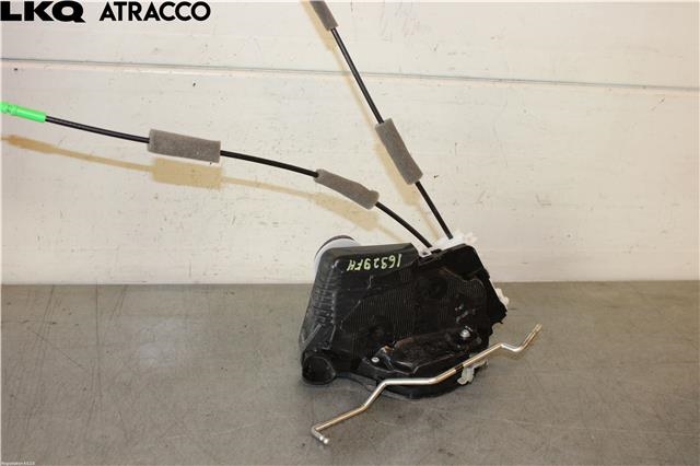 Dørlås låskasse til Toyota Yaris Cross (SUV), 2021-->>  (69030K0040)