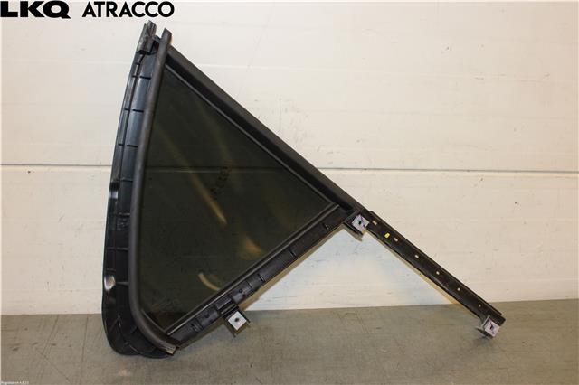 Diverse deler til Toyota Yaris Cross (SUV) 2021-->>  (680120D021|)