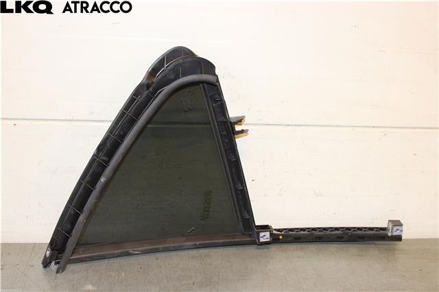 Diverse deler til Toyota Yaris Cross (SUV) 2021-->>  (680110D021|)