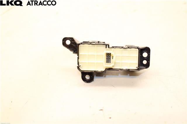 Bryter elektrisk håndbrekk/parkbrems til Toyota Yaris Cross (SUV) 2021-->>  (8657252180|)