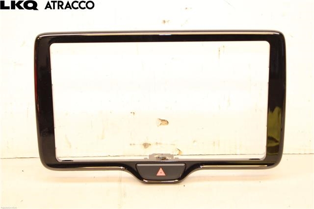 Bryter nødblink til Toyota Yaris Cross (SUV), 2021-->>  (843320D220)
